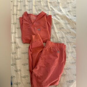 Pink Figs women’s scrub set